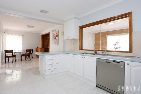 Property photo of 12 Richards Court Brooklyn VIC 3012