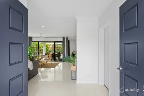 Property photo of 5 The Avenue Trinity Park QLD 4879