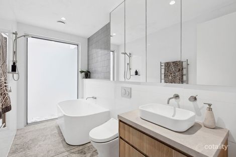 Property photo of 52B Lauderdale Avenue Fairlight NSW 2094