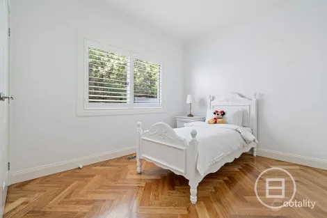 Property photo of 16 Baker Way Doreen VIC 3754