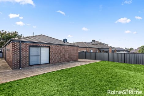 Property photo of 81 Biltmore Crescent Roxburgh Park VIC 3064