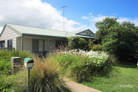 14a Grandview Gr, Inverloch, VIC 3996