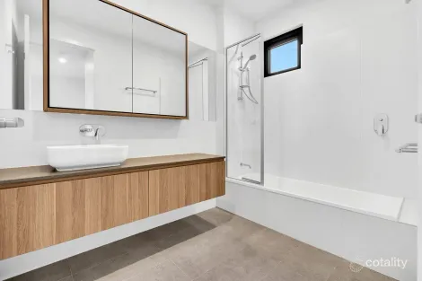 Property photo of 15/492 Pascoe Vale Road Strathmore VIC 3041