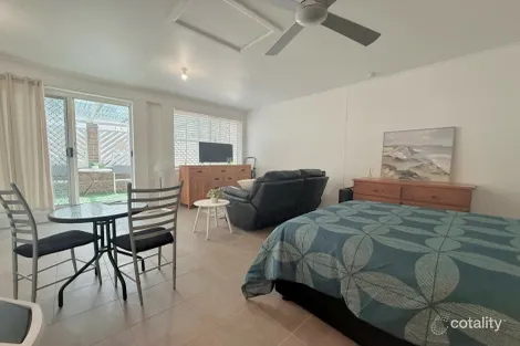 Property photo of 8 Oak Road Charmhaven NSW 2263