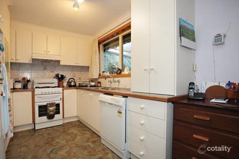 Property photo of 6 Penrith Court Berwick VIC 3806