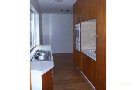 Property photo of 22 Larela Circuit Orange NSW 2800