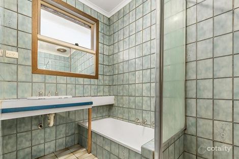 Property photo of 33 Rothschild Street Glen Huntly VIC 3163