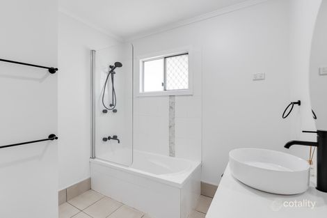 Property photo of 29 Talinga Street Mount Lofty QLD 4350