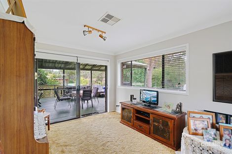 Property photo of 3 Rix Place Camden South NSW 2570