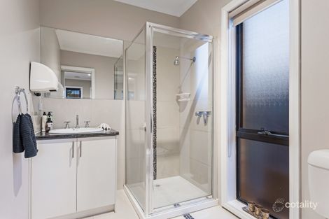Property photo of 59 Flagstaff Loop Craigieburn VIC 3064