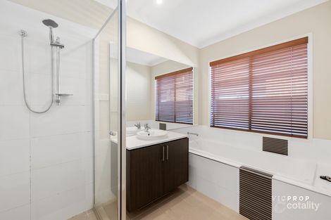 Property photo of 19 Cadell Avenue Tarneit VIC 3029
