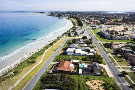 Property photo of 10 Warnbro Beach Road Safety Bay WA 6169