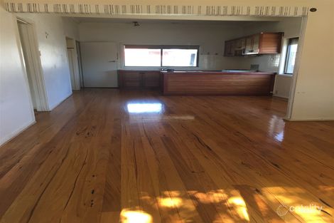 Property photo of 42 Westmoreland Road Sunshine North VIC 3020