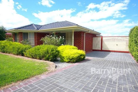 172 Racecourse Rd N, Pakenham, VIC 3810