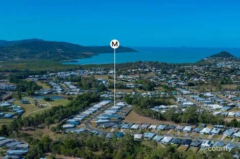 Property photo of 17 Trader Crescent Cannonvale QLD 4802