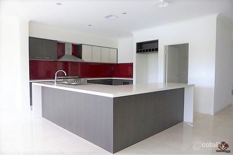 Property photo of 59 Penshurst Avenue Williams Landing VIC 3027