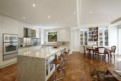 Property photo of 1/28 Douglas Street Toorak VIC 3142