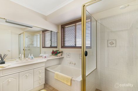 8 Burnell Ct, Glenvale, QLD 4350