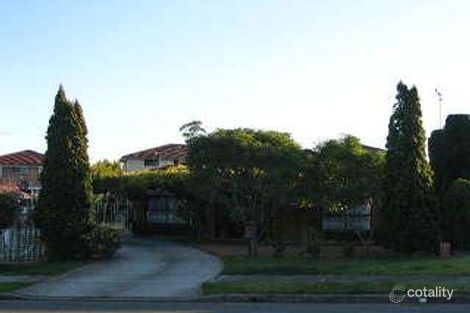 4 Lindum Pl, St Johns Park, NSW 2176