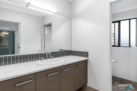 Property photo of 36 Thornborough Circuit Smithfield QLD 4878