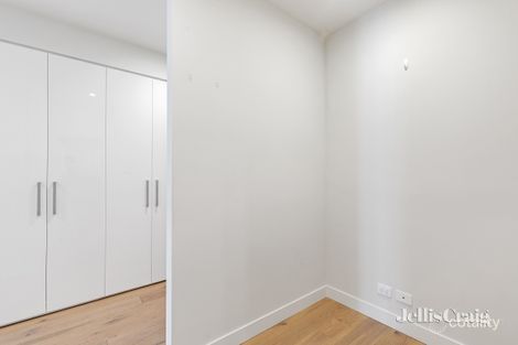 Property photo of 4/200 Reynolds Road Doncaster East VIC 3109