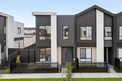 169 RAILWAY PDE, KALKALLO, VIC 3064