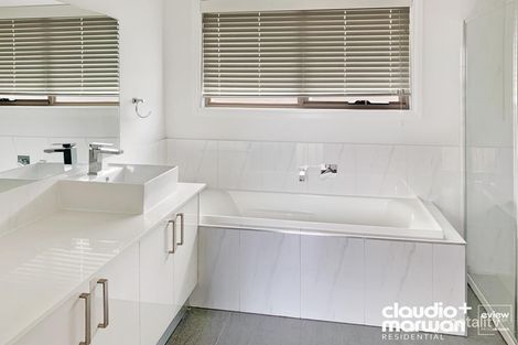 Property photo of 2/12 Apsley Street Glenroy VIC 3046