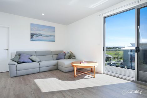 Property photo of 21 National Avenue Shell Cove NSW 2529