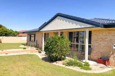 1/70 Acacia Cct, Yamba, NSW 2464