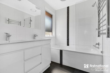 Property photo of 48 Loyola Road Werribee VIC 3030