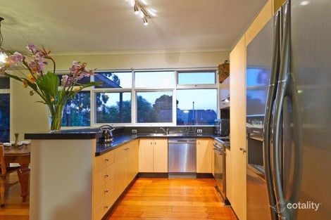 Property photo of 56 Woodlands Grove Frankston VIC 3199