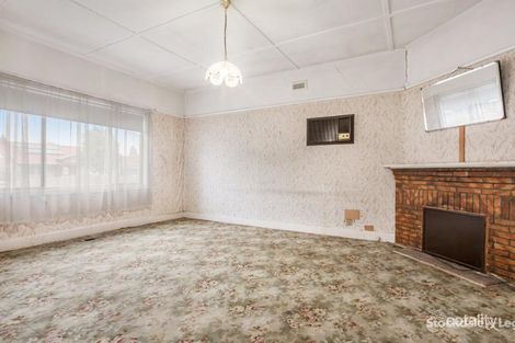 Property photo of 130 Rathcown Road Reservoir VIC 3073