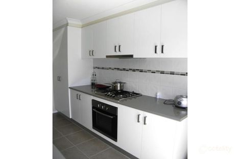 Property photo of 2/3 Armstrong Court Whittington VIC 3219
