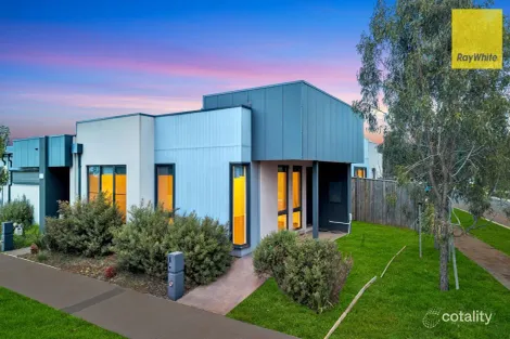 31 ROSEBANK WALK, THORNHILL PARK, VIC 3335