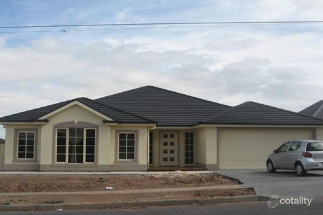 Property photo of 12 Wandana Avenue Gilles Plains SA 5086