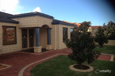 Property photo of 4 Limerick Loop Wattle Grove WA 6107