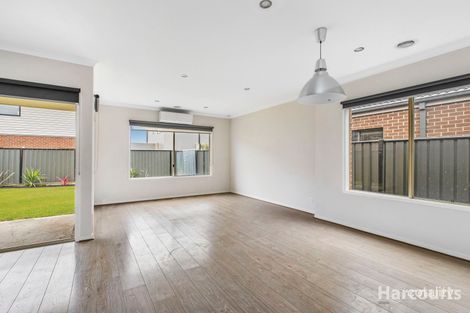Property photo of 166 Selandra Boulevard Clyde North VIC 3978