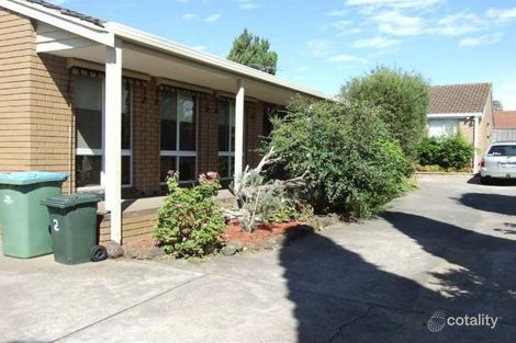 2/20 Alameda Ave, Mornington, VIC 3931