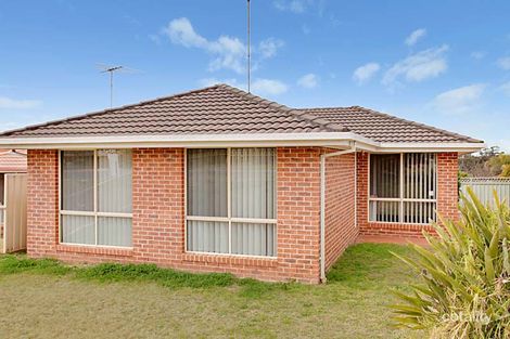 Property photo of 12 McLaren Place Ingleburn NSW 2565