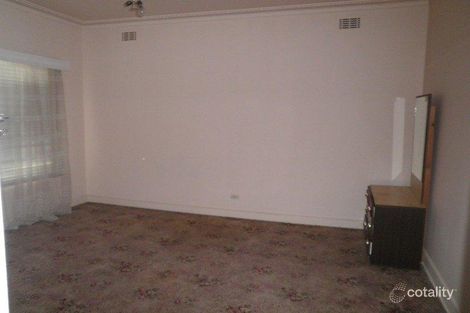 Property photo of 2 Almond Avenue Brooklyn VIC 3012