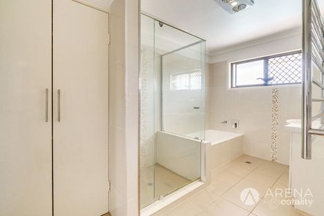 Property photo of 31 Brochet Street Mansfield QLD 4122