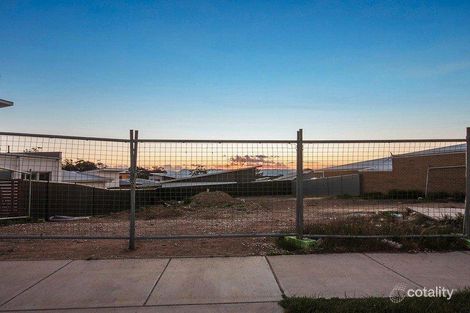 Property photo of 10 Fingal Street Crace ACT 2911