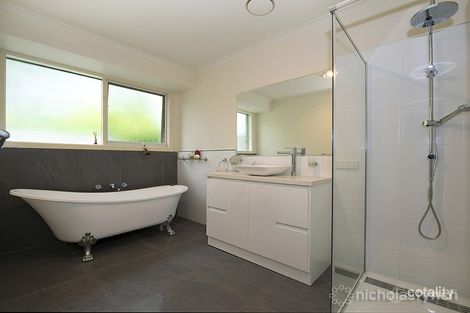 Property photo of 20 Willowdene Close Somerville VIC 3912