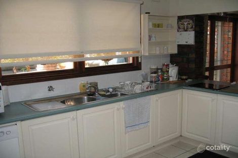 Property photo of 4 Tarring Court Highton VIC 3216