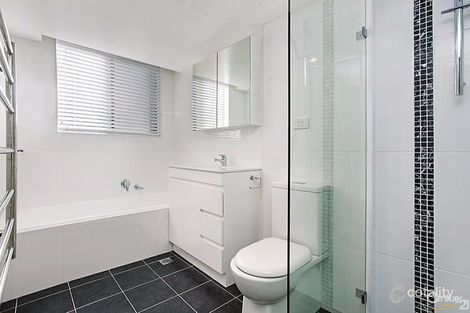 Property photo of 2/94-100 Flora Street Sutherland NSW 2232