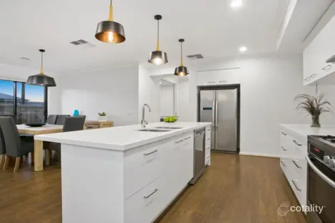 Property photo of 3 Daybreak Avenue Armstrong Creek VIC 3217