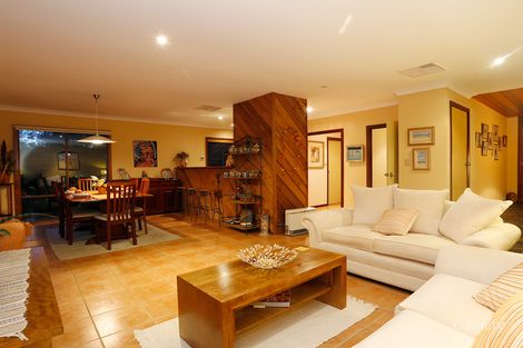 Property photo of 10 Aboyne Road Gooseberry Hill WA 6076