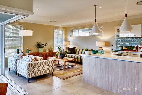 Property photo of 13 Eleanor Close Hamlyn Terrace NSW 2259
