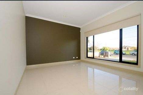 Property photo of 1/201 Carinish Road Clayton VIC 3168