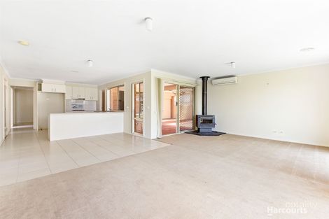 Property photo of 24 Bentley Court Pakenham VIC 3810